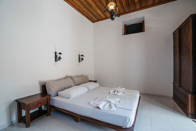 Ευρύχωρο δίκλινο δωμάτιο